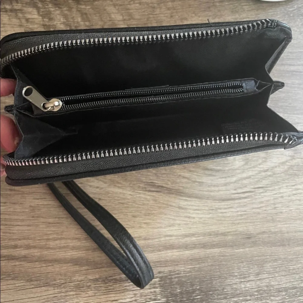 Wallet - Picture 4 of 4